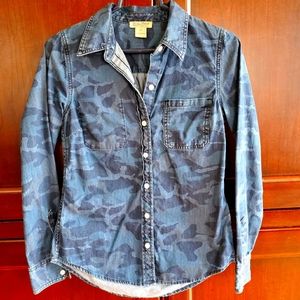 Lucky Brand women's camo shirt
